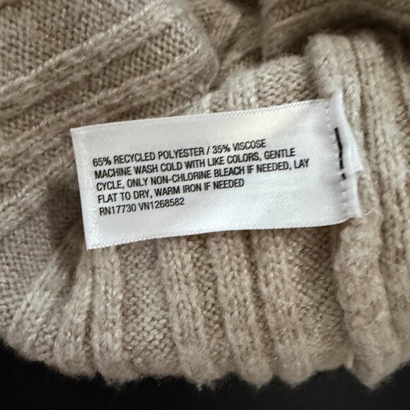 WILD FABLE Super Soft Off Shoulder Sweater Cable Tan color Size Small - Picture 8 of 8